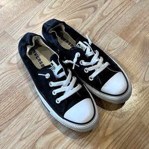 NWOT Black Converse, size 8.5